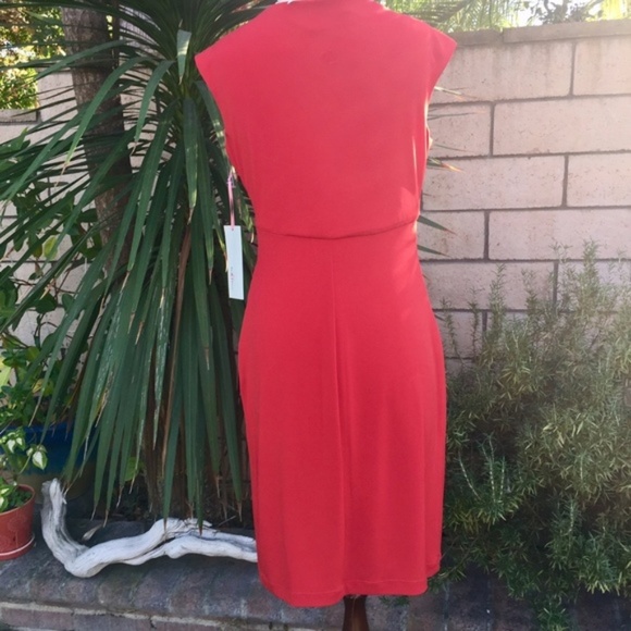 Classy Red Christmas Holidays Date Night Dress Sexy Body-con Fitted Small NWT - Picture 2 of 8